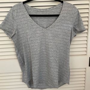 Lululemon T-Shirt